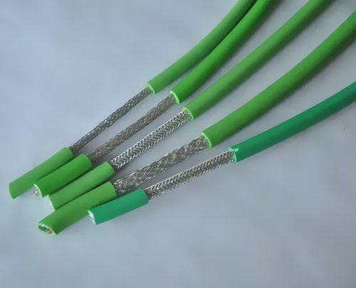 國(guó)標(biāo)電纜聯(lián)盟柔性機(jī)器人拖鏈電纜技術(shù)參數(shù)